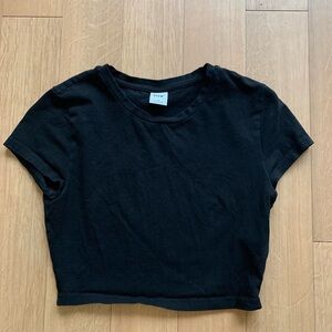 Aritzia TNA Black Cropped Tee